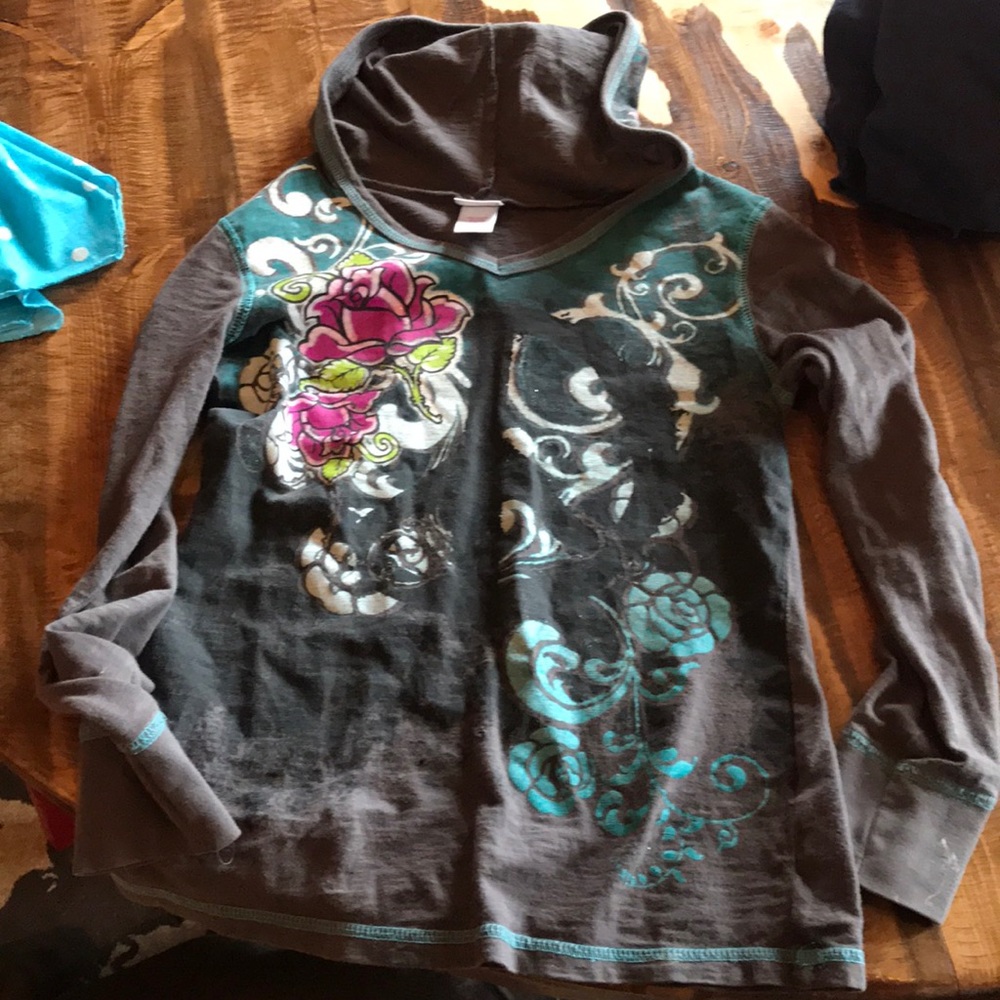 Girls long sleeve hooded tee